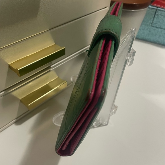 Valentino Rudy Croc Embossed long Bifold wallet UC - Picture 8 of 13